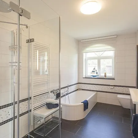 بيت للعطل Haus Boddenresidenz 2 بوتبوس