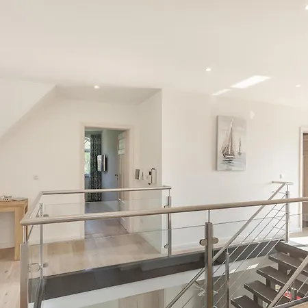 Haus Boddenresidenz 2 بيت للعطل