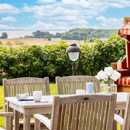 Haus Boddenresidenz 2 * Putbus